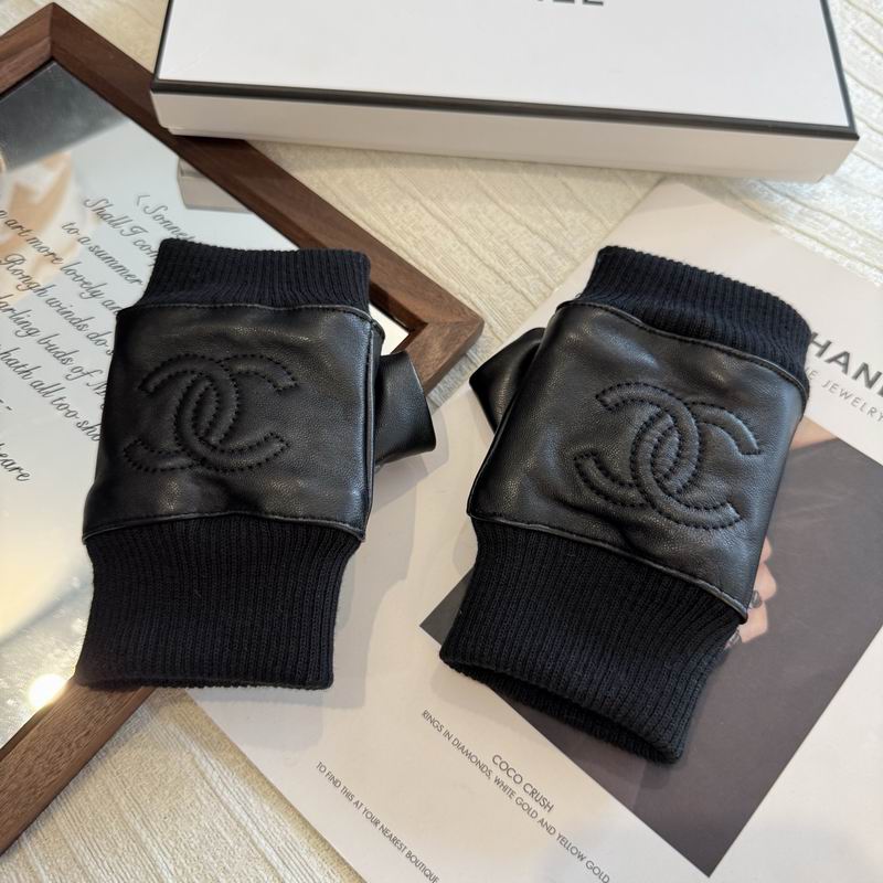Chanel Gloves M L 110501